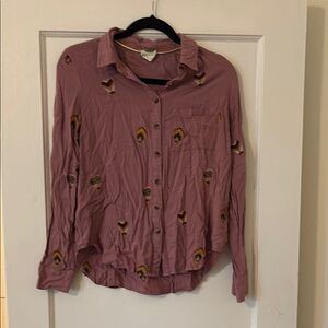 Anthropologie Mauve Blouse with embroidered Hot air balloons